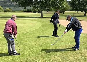 Golf spielen mit der KVHS. Foto: Senger