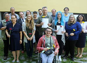 Zeugnisübergabe bei der Kreisvolkshochschule. Foto: Senger